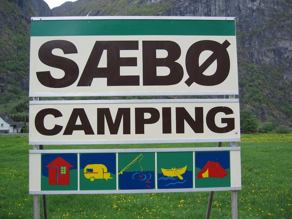 Saebo Camping Hotel ไอด์ฟยอร์ด ภายนอก รูปภาพ